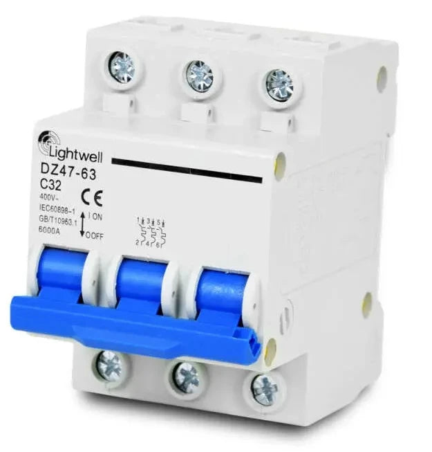 Автоматичний вимикач Lightwell DZ47-63 (3P, 32A) (256725)